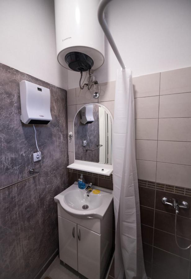 Hostel Evropa Nikšić Kültér fotó