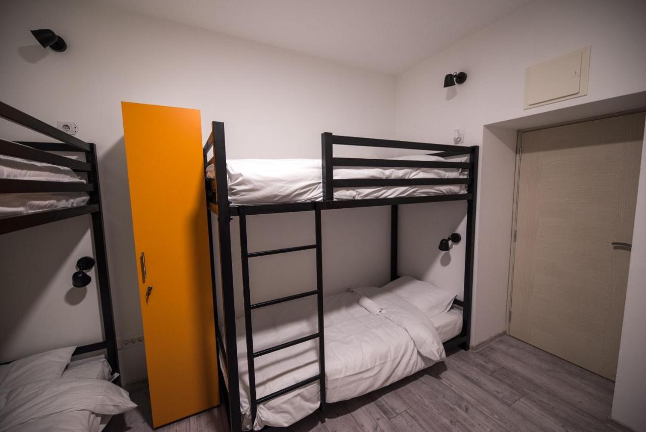 Hostel Evropa Nikšić Kültér fotó