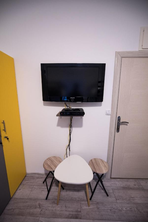 Hostel Evropa Nikšić Kültér fotó